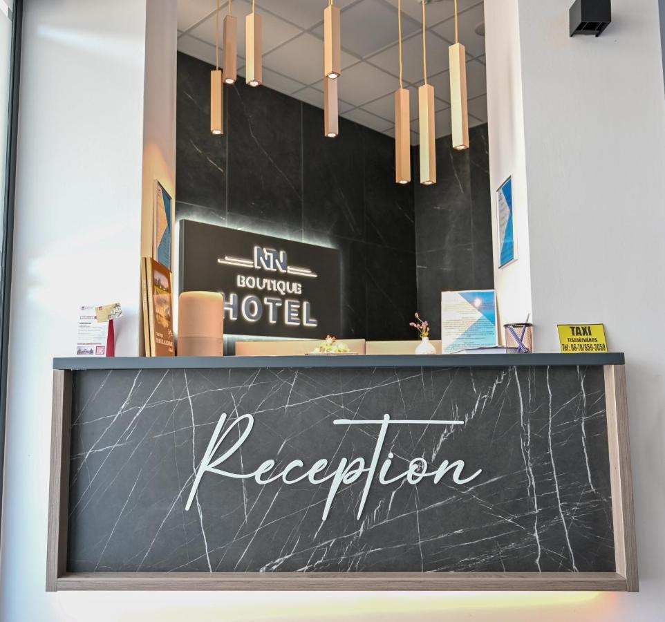 Nn Boutique Hotel Tiszaujvaros Luaran gambar